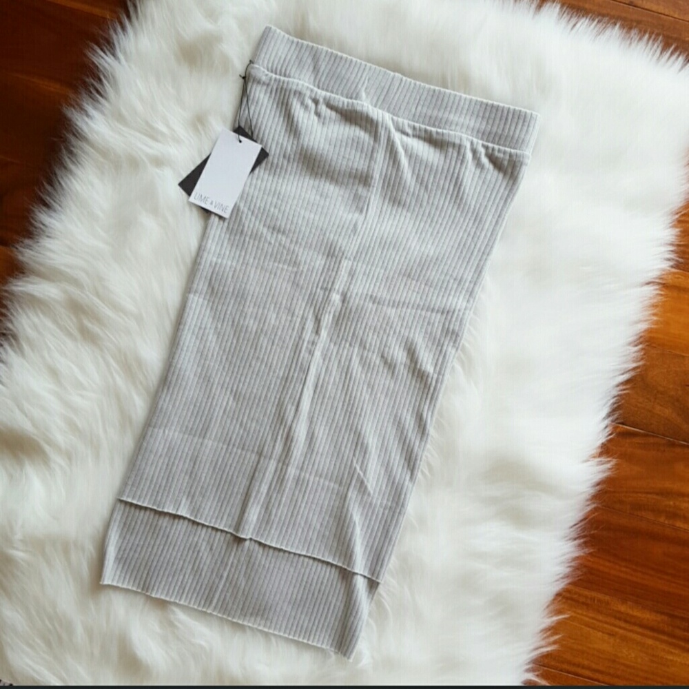 Micro ribbed skirt